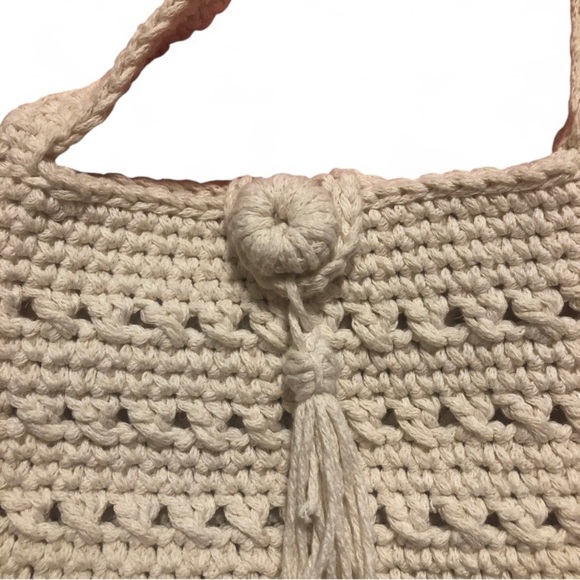 Chic Crochet Crossbody Bag in Cream - Picture 2 of 2